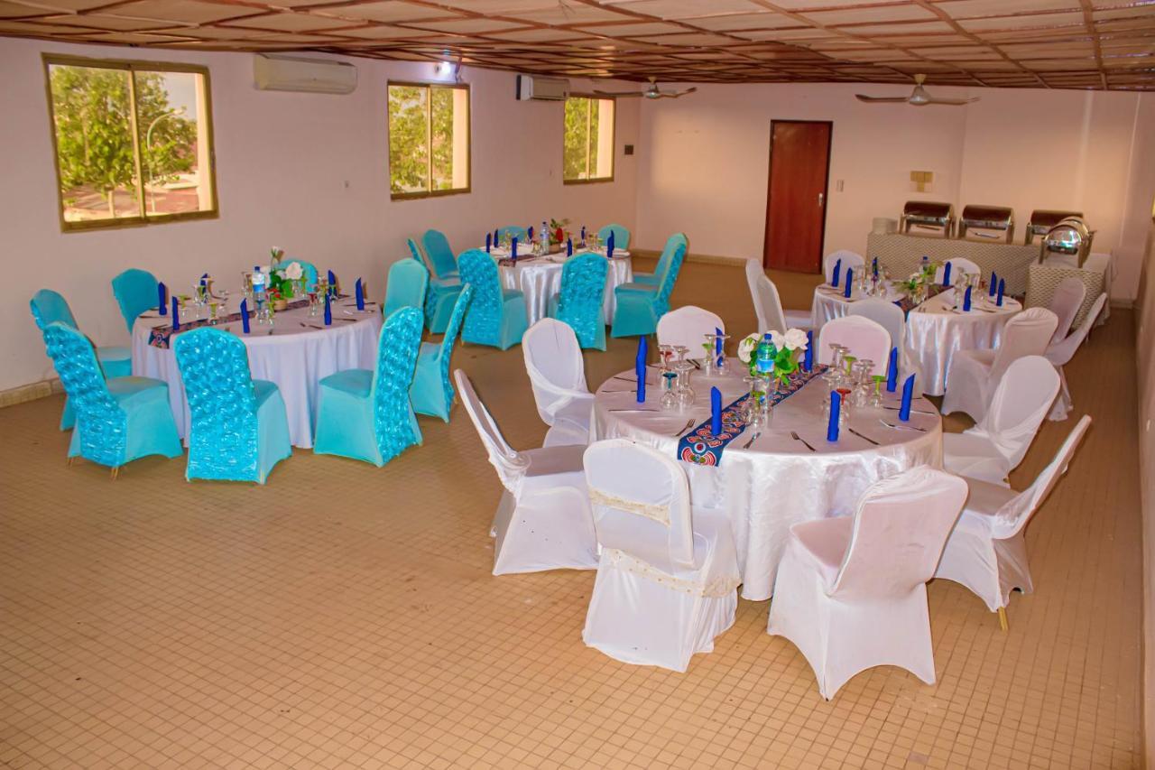 Abomey Events Hotel Buitenkant foto