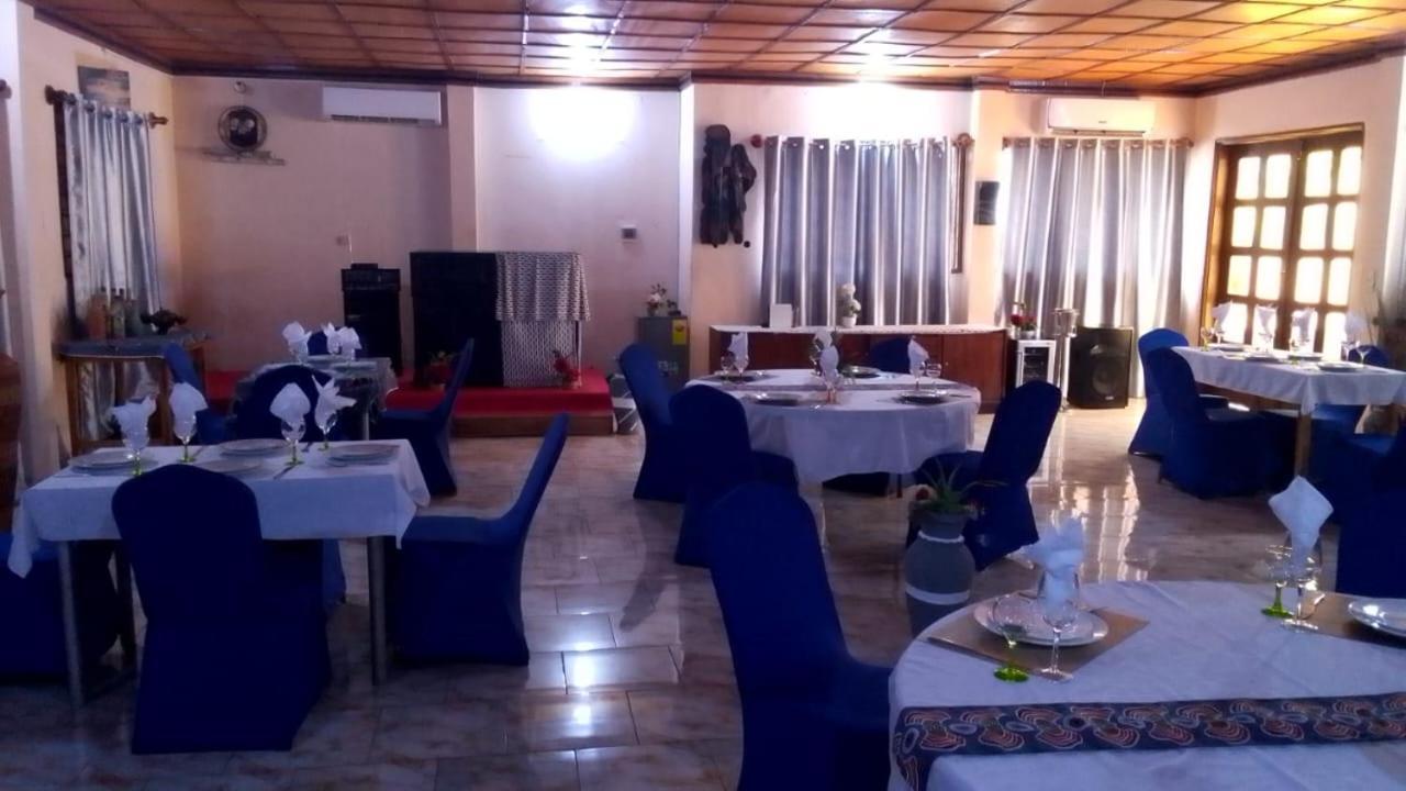 Abomey Events Hotel Buitenkant foto