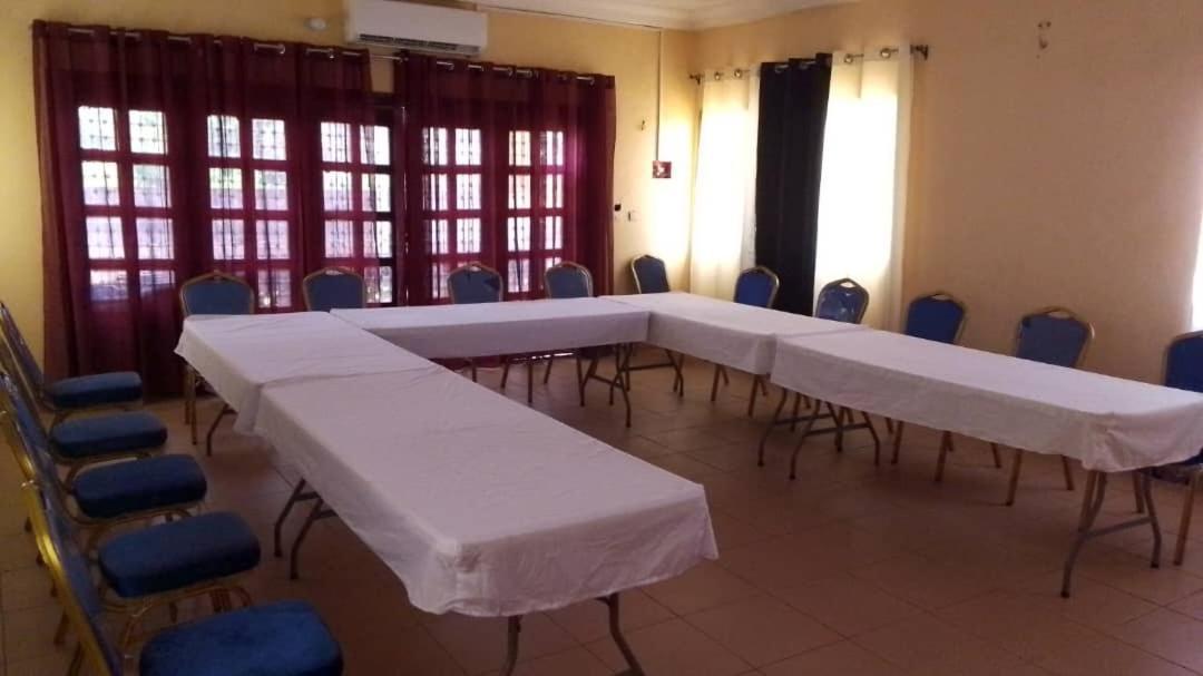 Abomey Events Hotel Buitenkant foto